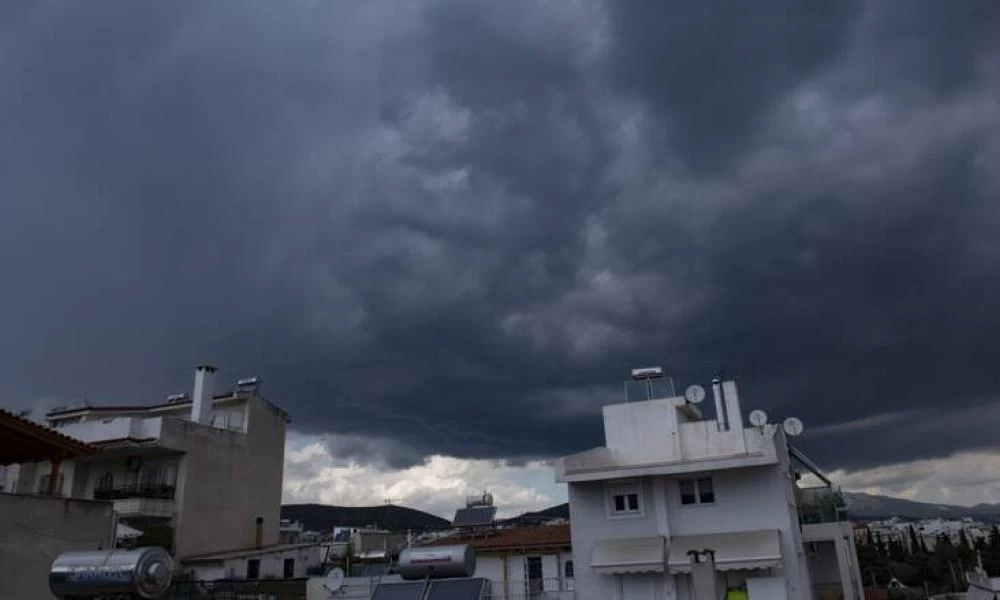 ΕΜΥ: Έρχονται βροχές, καταιγίδες και χαλάζι σε ολόκληρη τη χώρα